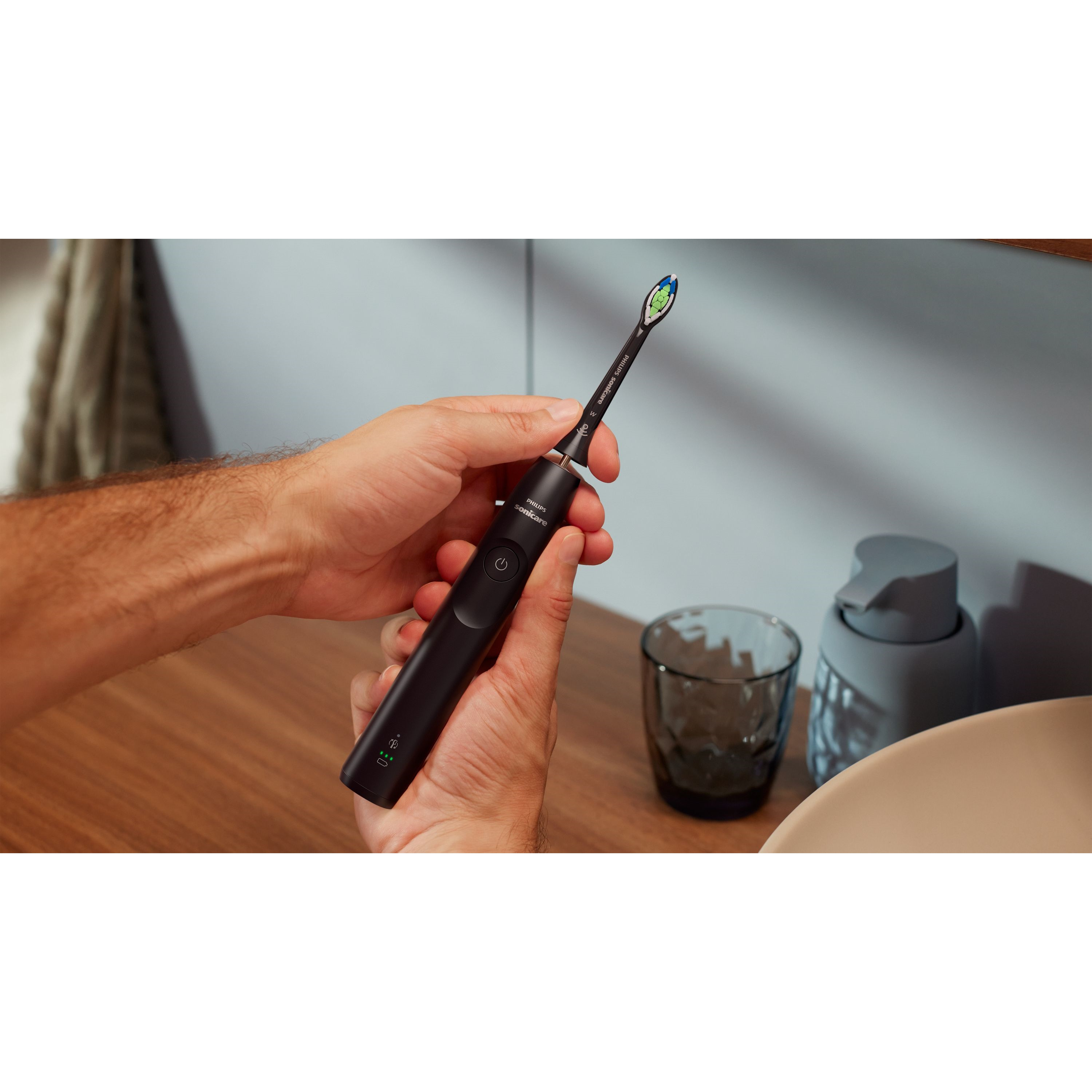 Philips Sonicare 5300 Series Genopladelig Sonisk Tandbørste Sort