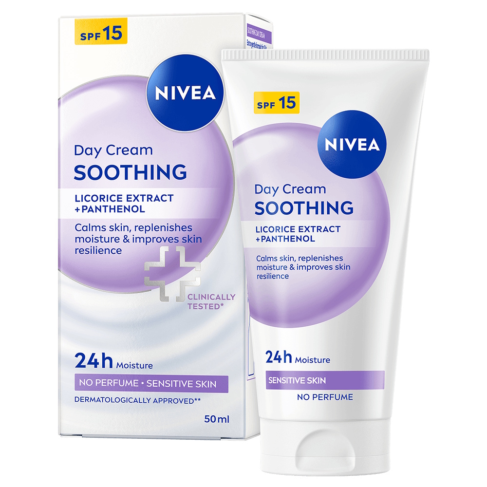NIVEA Day Cream Soothing Sensitive SPF 15
