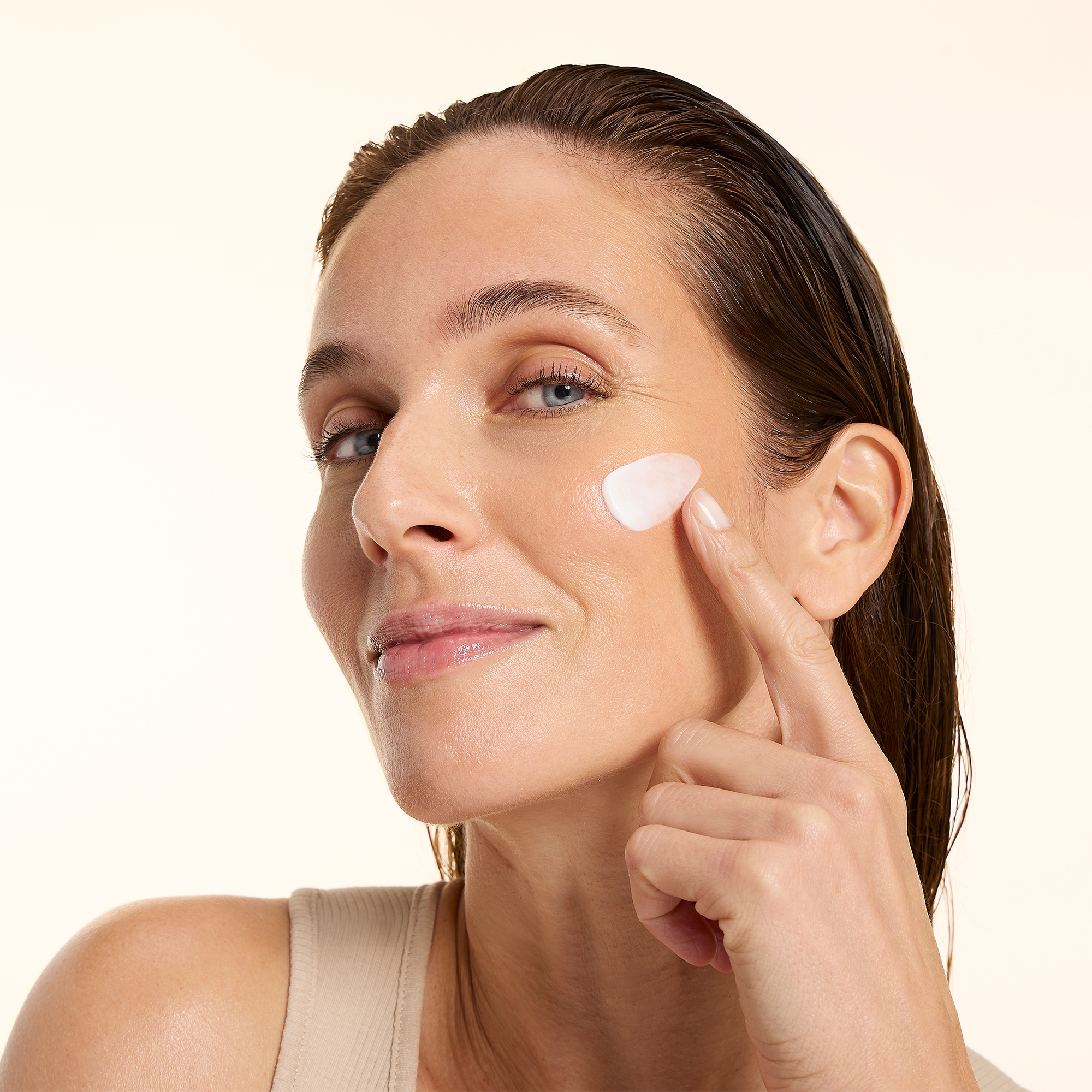 Embryolisse BRIGHTENING DARK SPOT NIGHT PEELING