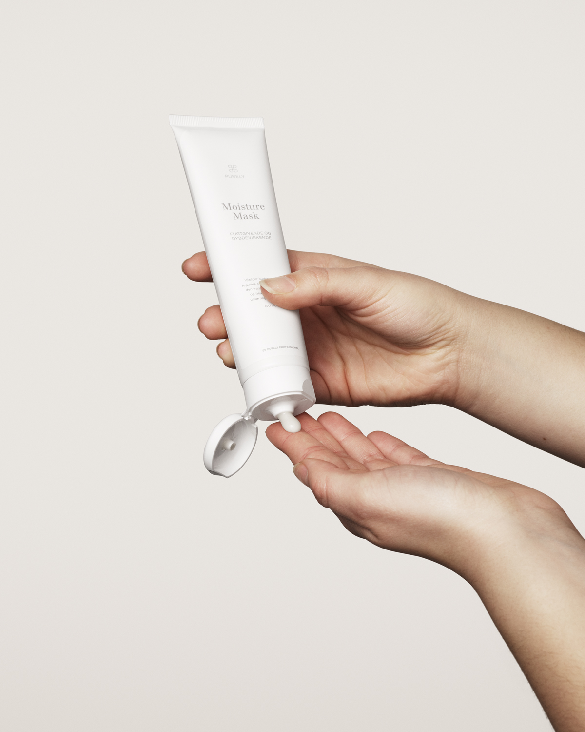 Purely Professional Moisture Mask