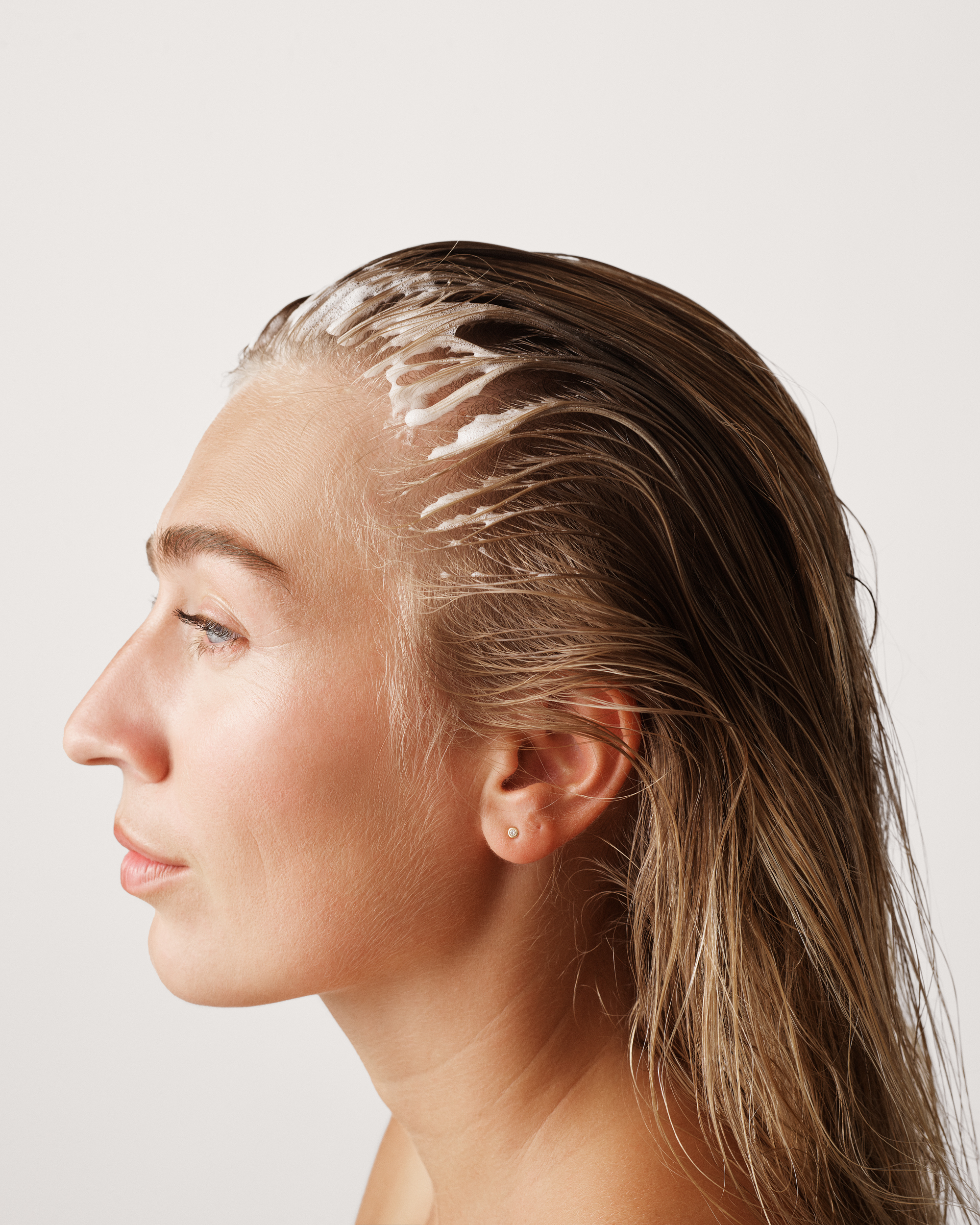 Purely Professional Styling Mousse 1