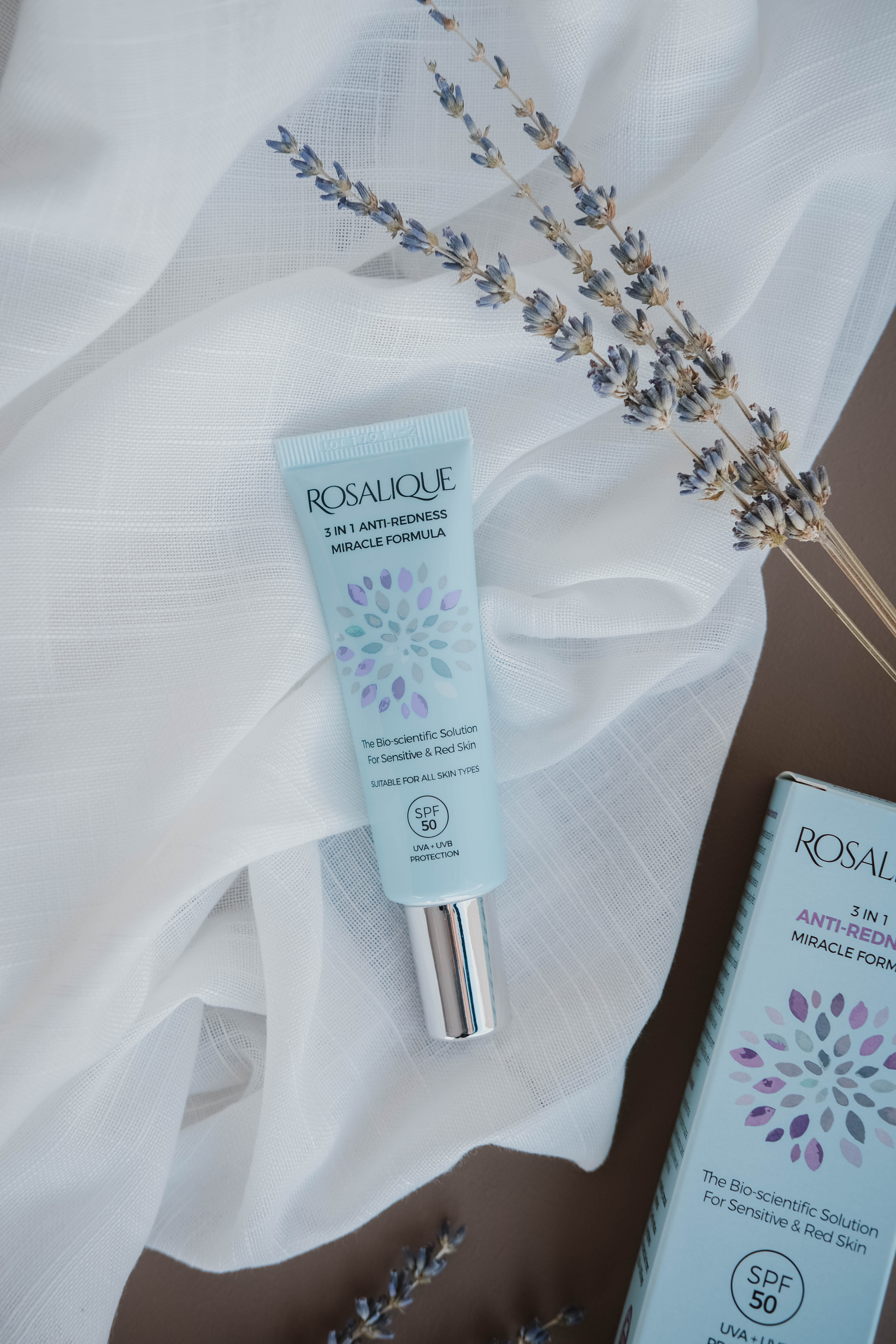 Rosalique 3-i-1 Anti-Redness Miracle Formula