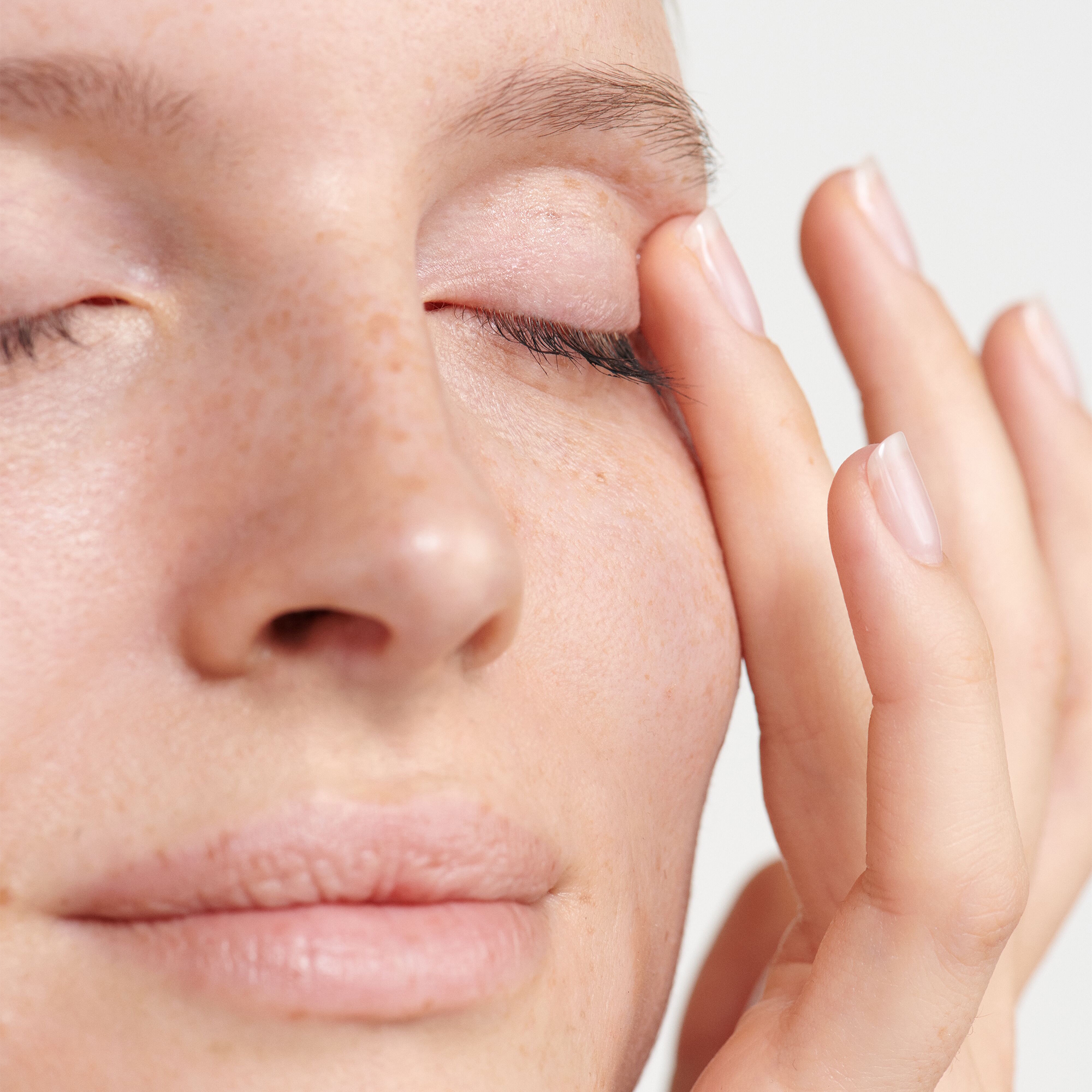 Dr. Hauschka Eye Balm